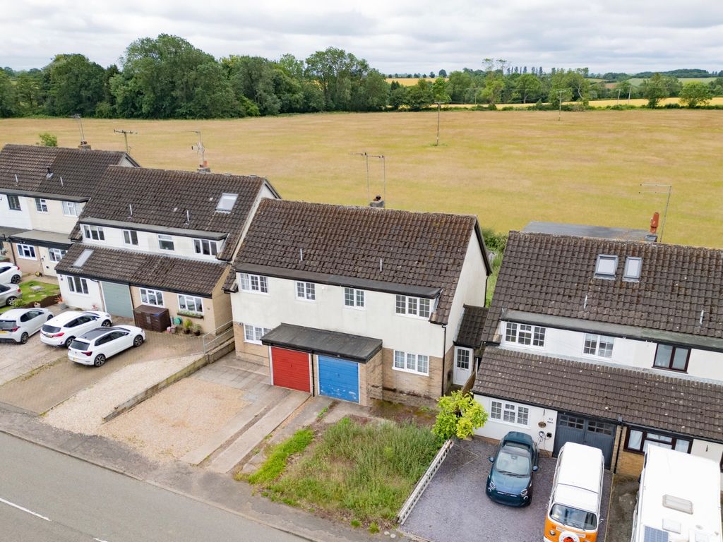 Property photo 1 of 29 4496560