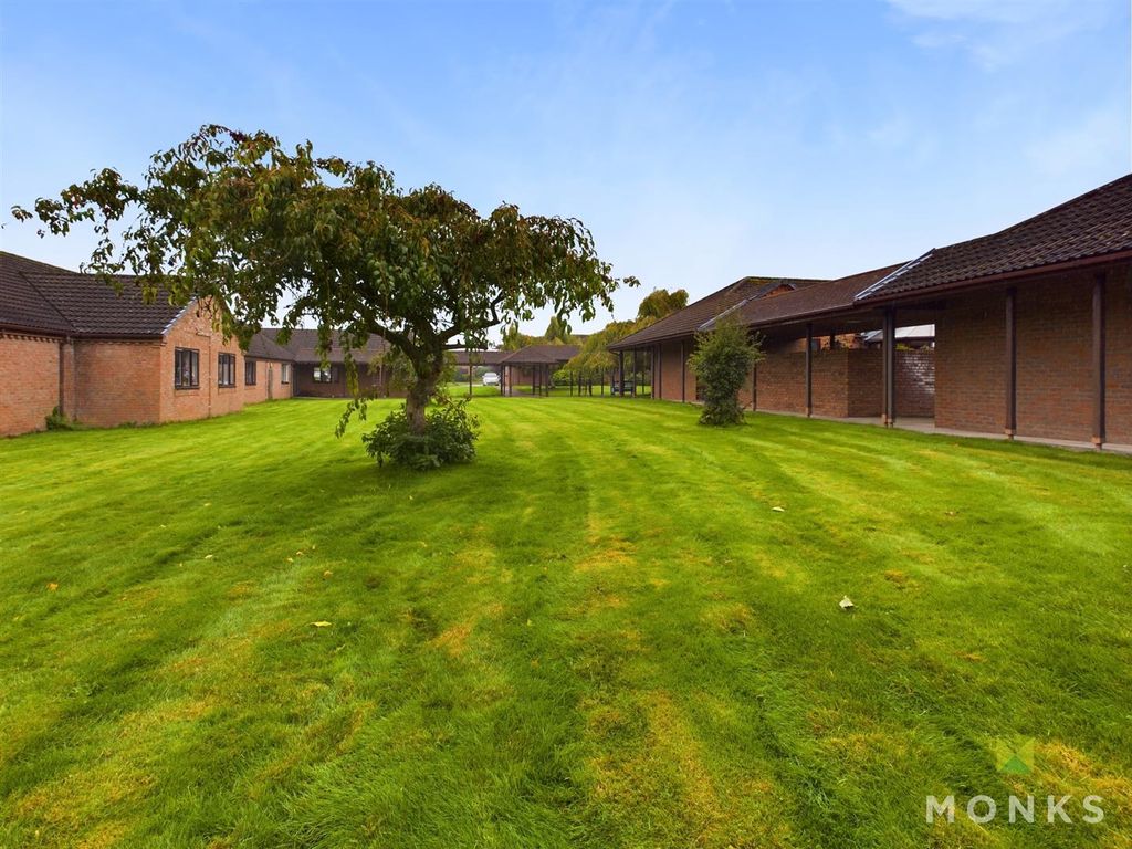 Property photo 2 of 16 Cam01420G0-Pr0488-Still003.Jpg