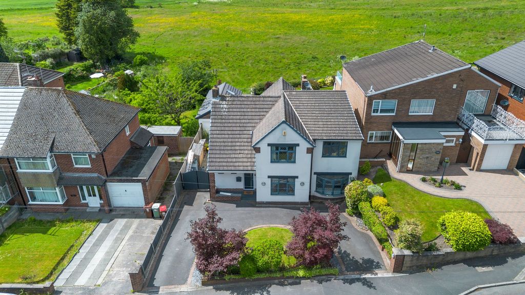 Property photo 1 of 39