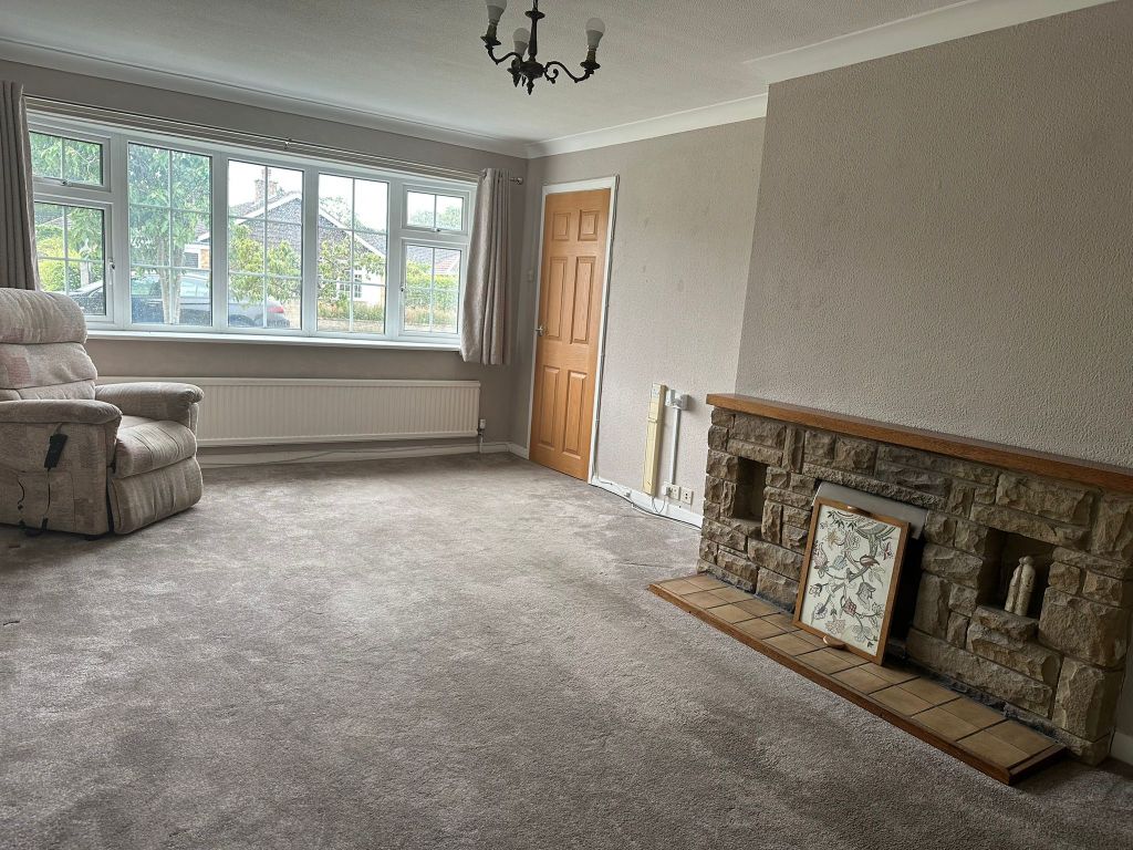 Property photo 2 of 18