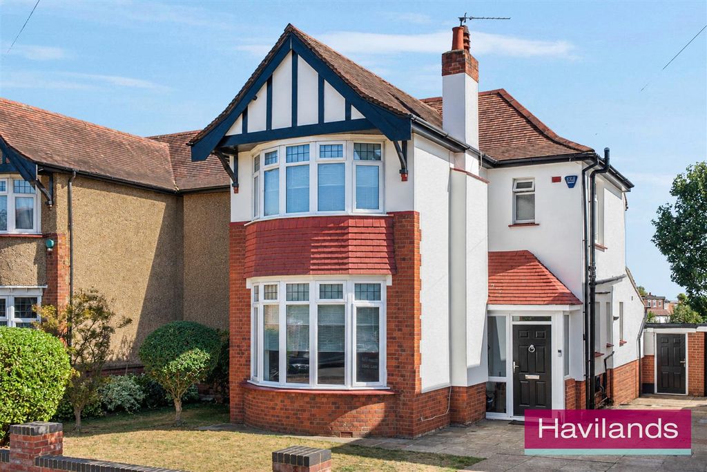 Property photo 1 of 21 Myddelton Gardens-22.Jpg