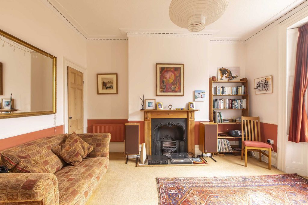 Property photo 1 of 18 Image 4