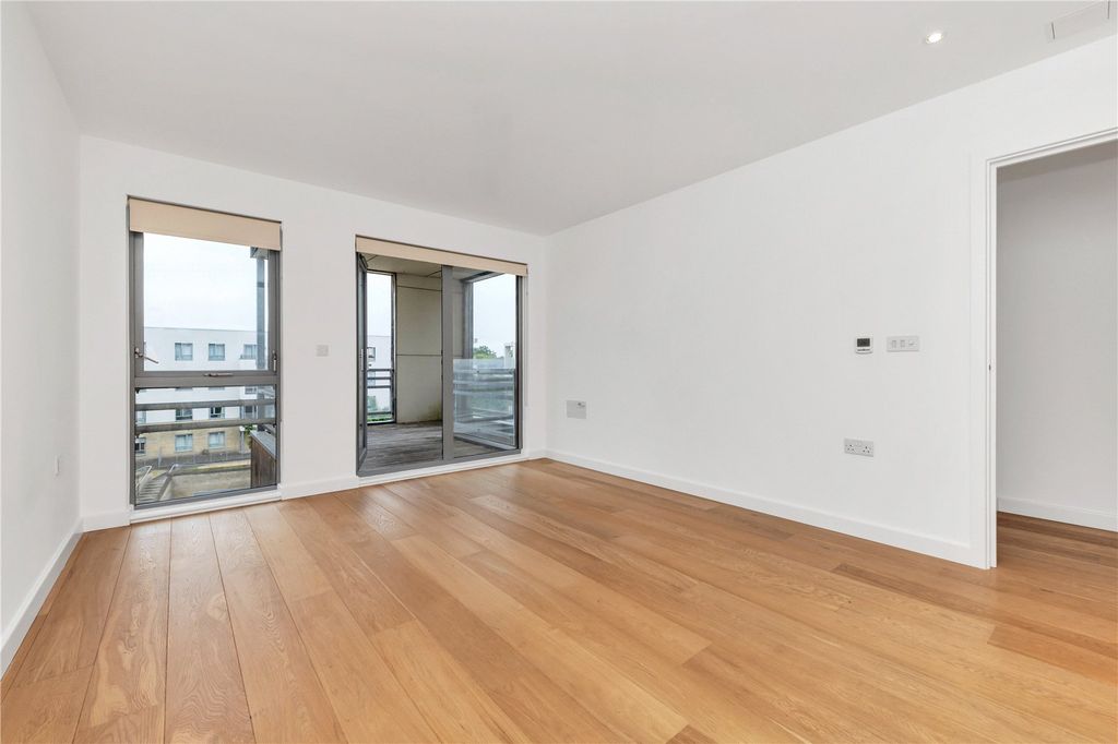 Property photo 3 of 10 Picture No. 07