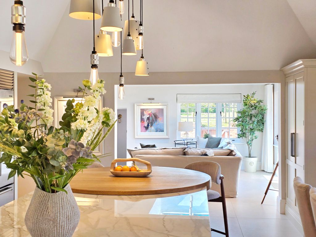 Additional image 4 of 8 bed detached house for saleChequers Green, Lymington SO41