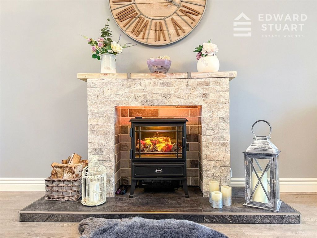 Property photo 3 of 24 Picture No. 06