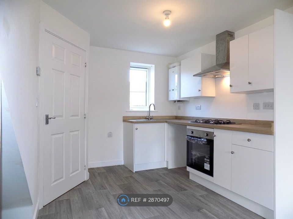 Property photo 2 of 13 Kitchen