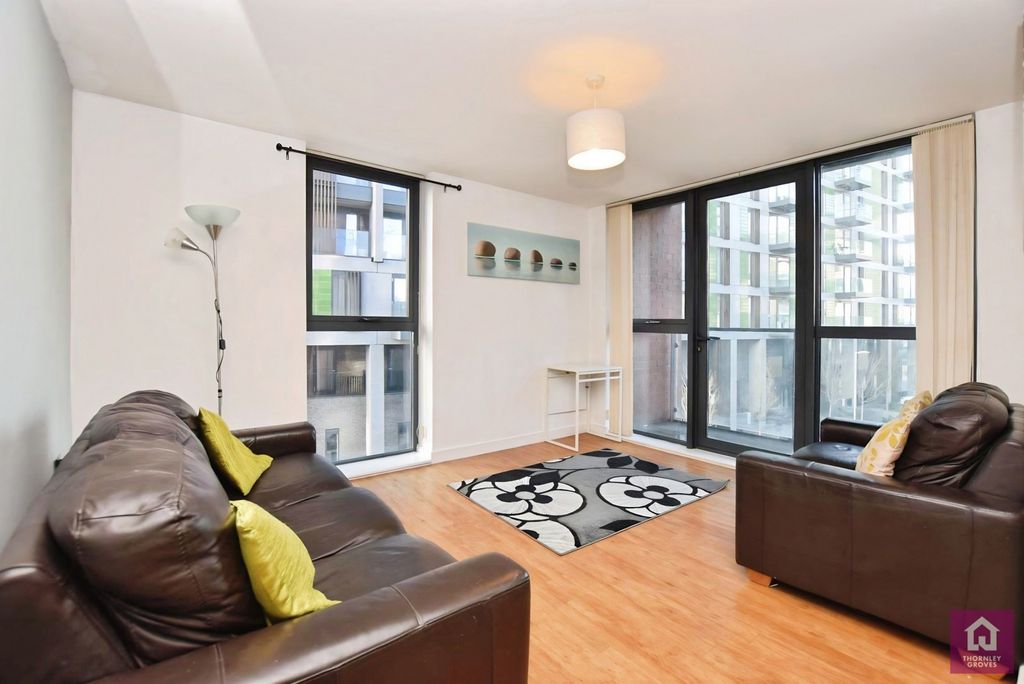 Property photo 1 of 16 Pbox-Img.Jpg