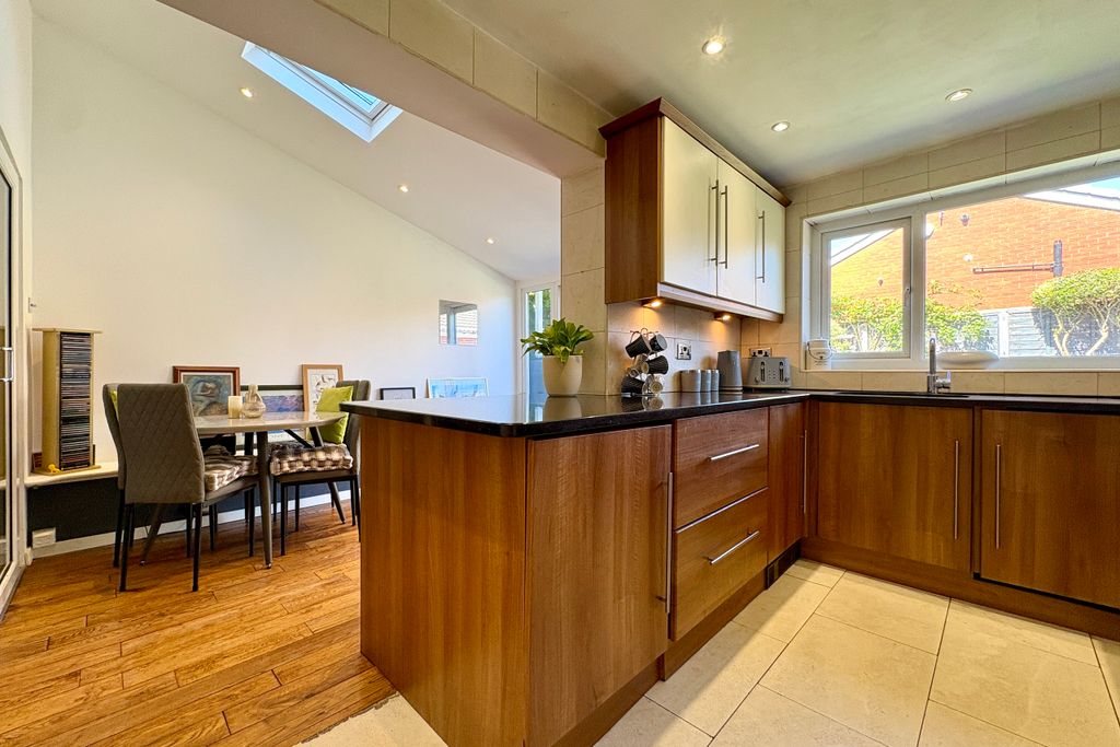 Property photo 1 of 23 Img_9911.Jpeg