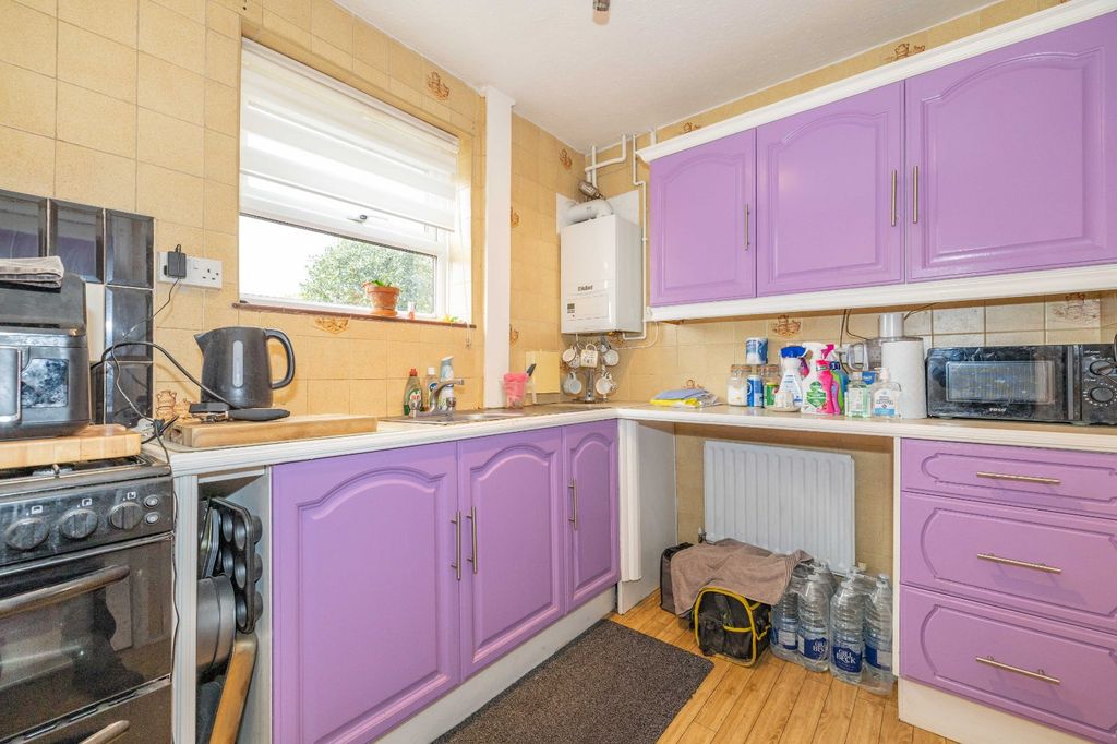 Property photo 3 of 10 Picture 3