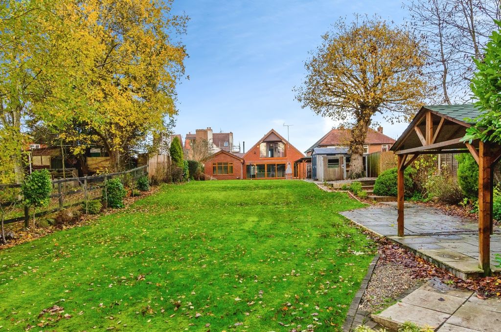 Property photo 1 of 20 Pbox-Img.Jpg