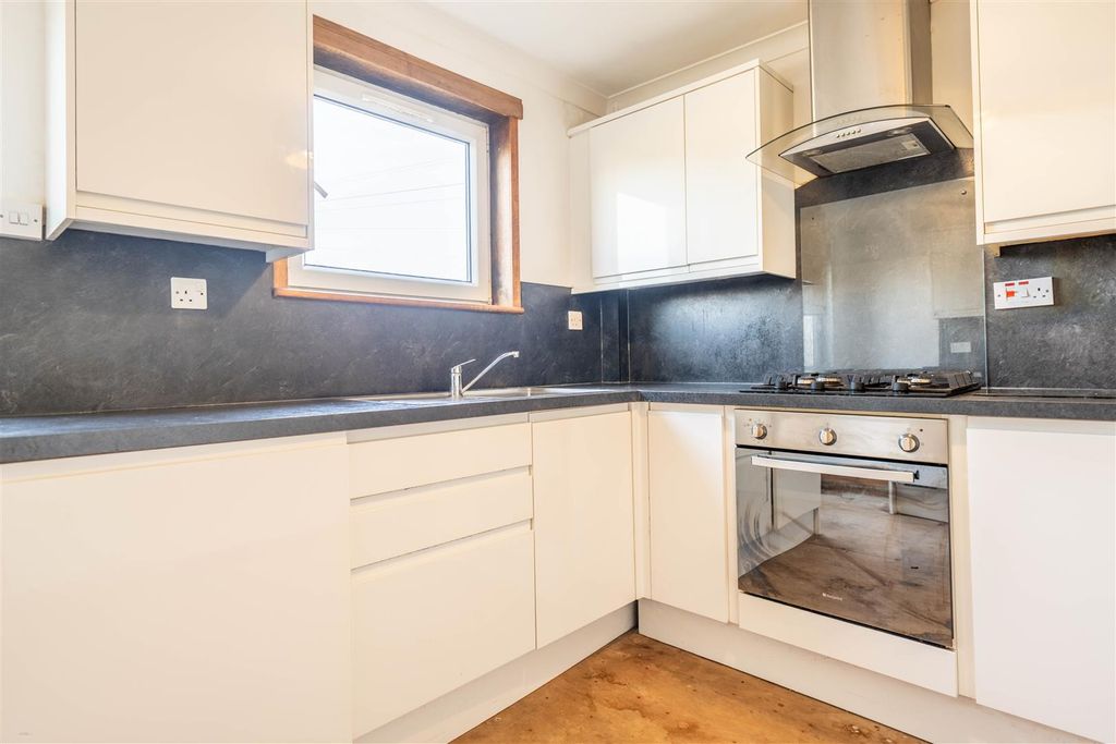 Property photo 2 of 24 Dsc02005-Hdr.Jpg