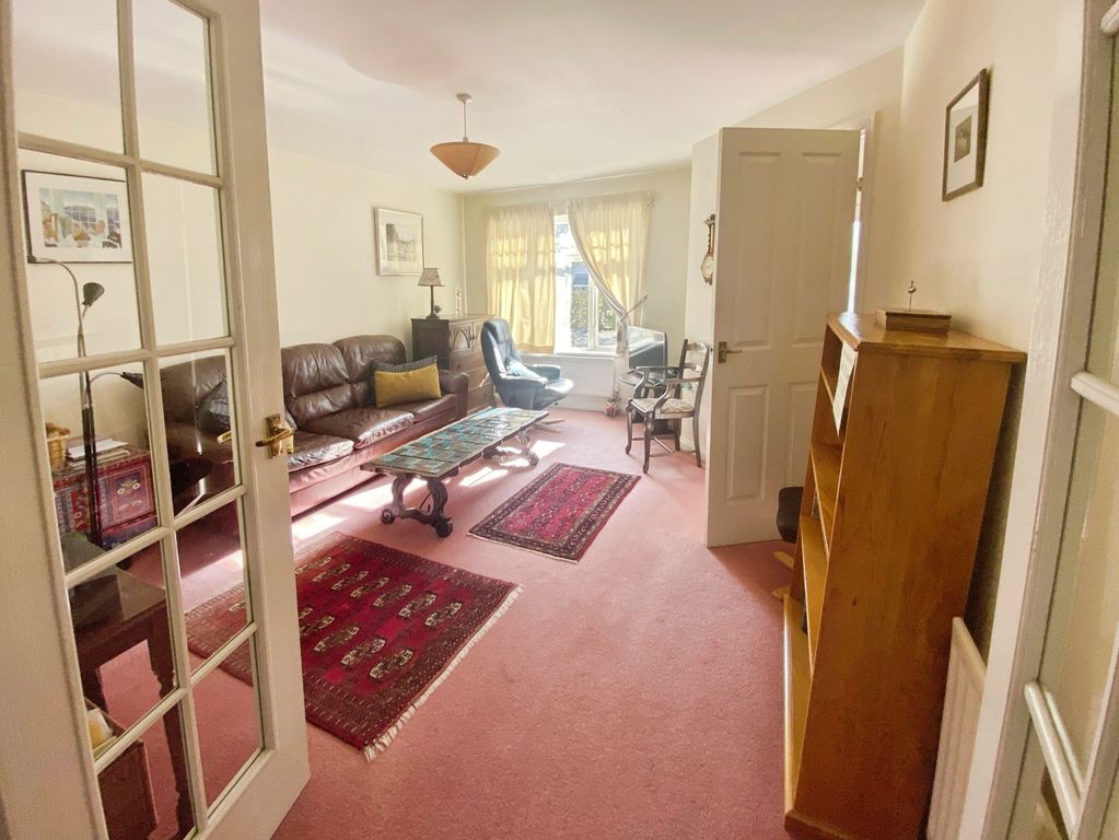 Property photo 3 of 16