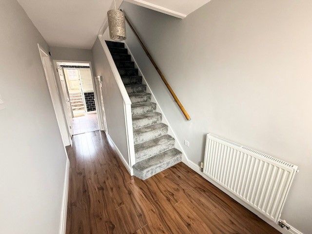 Property photo 2 of 12 Photo