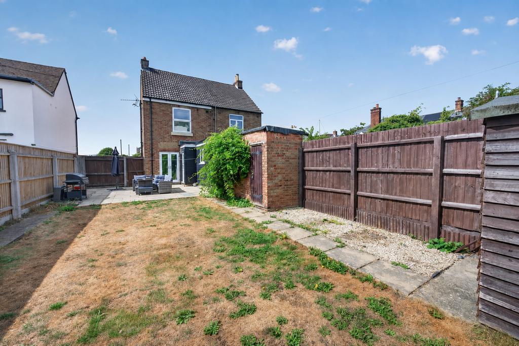 Property photo 3 of 28