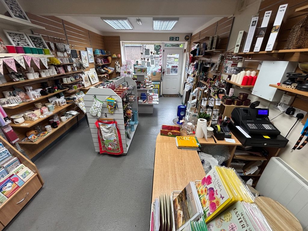 Property photo 2 of 10