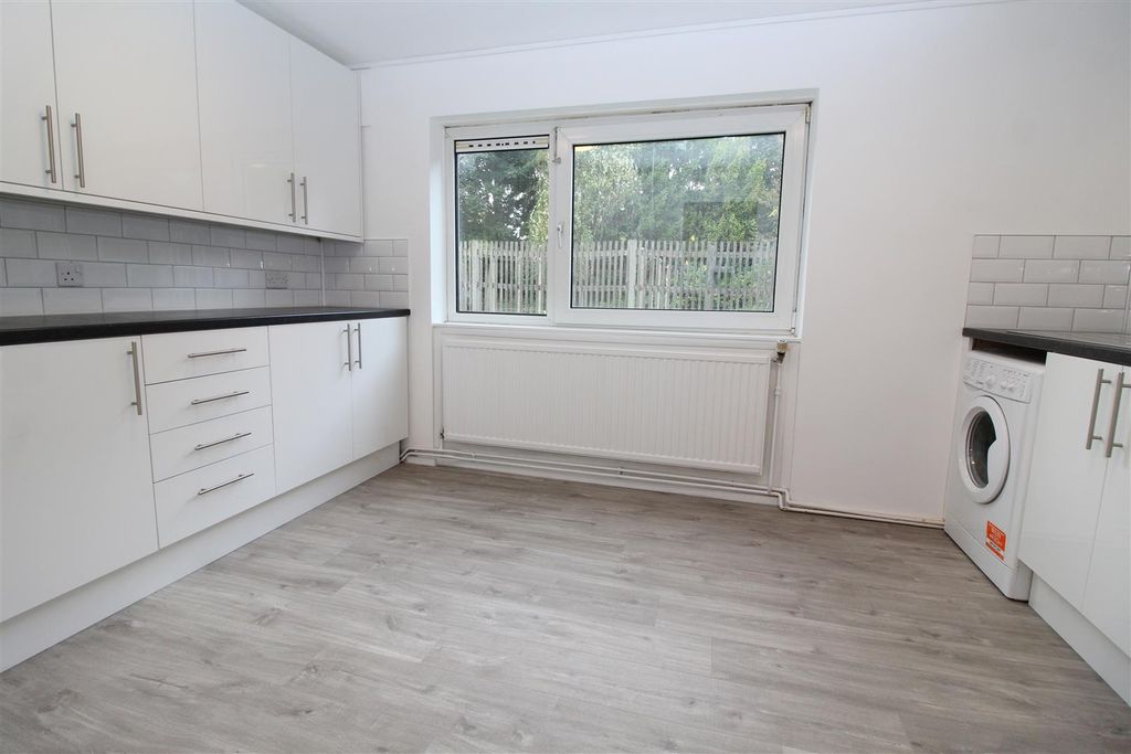 Property photo 3 of 13 Img_7059.Jpg