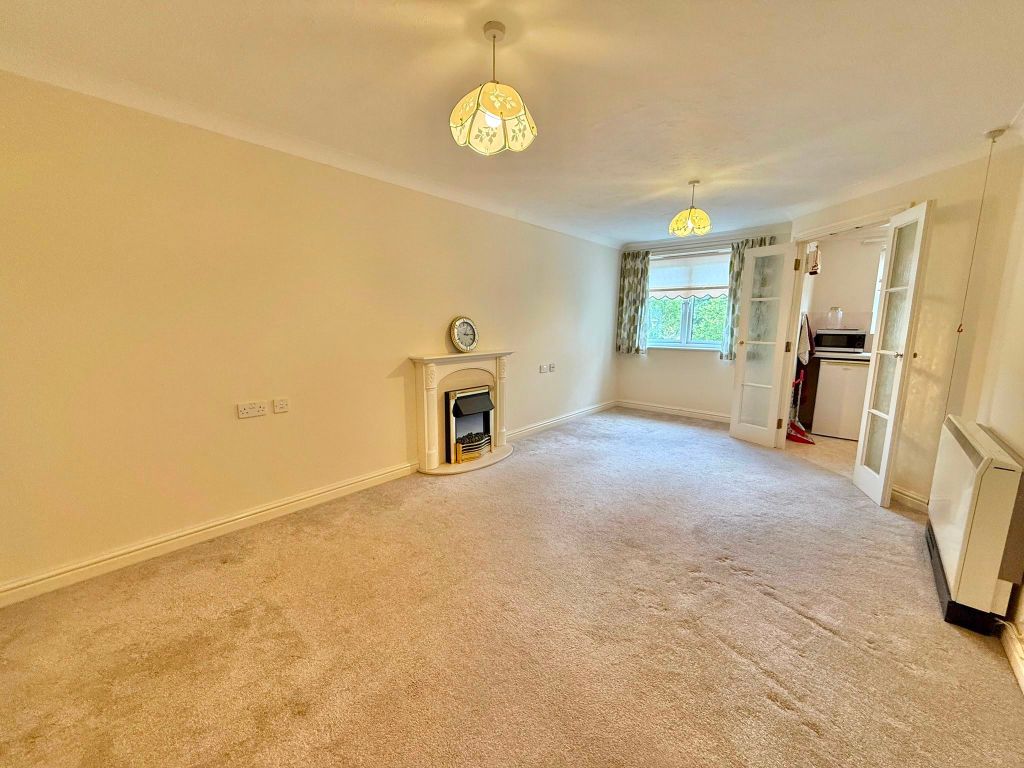 Property photo 3 of 16