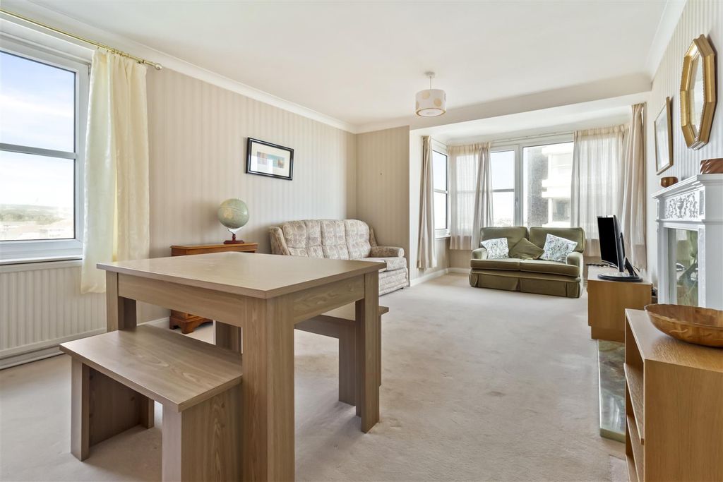 Property photo 3 of 14 28 Seabright_001.Jpg