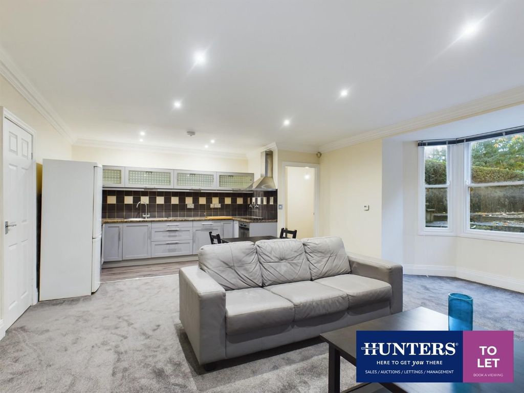 Property photo 3 of 16 Kitchen/Sitting Room