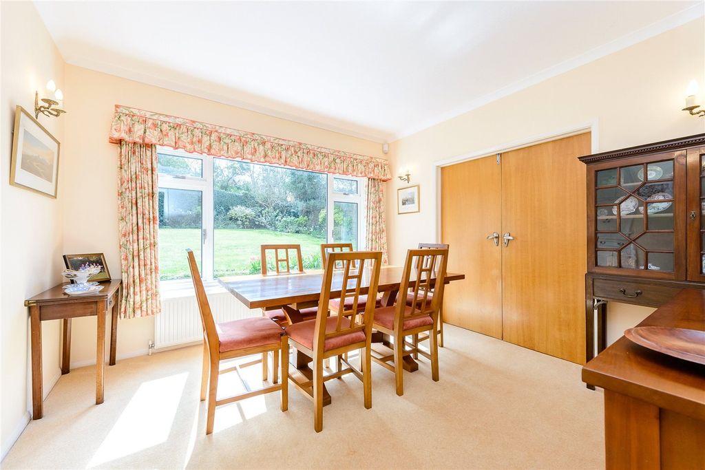 Property photo 3 of 12 Dining Room