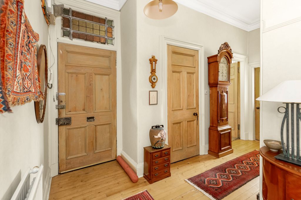 Property photo 3 of 10 Property Image 3