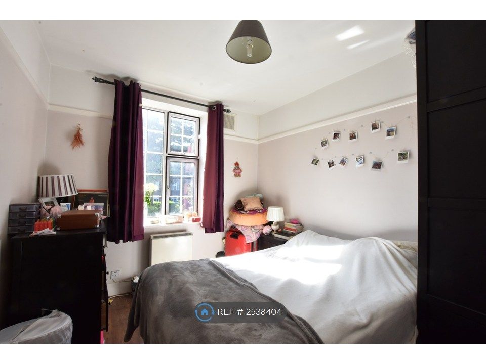 Property photo 2 of 5