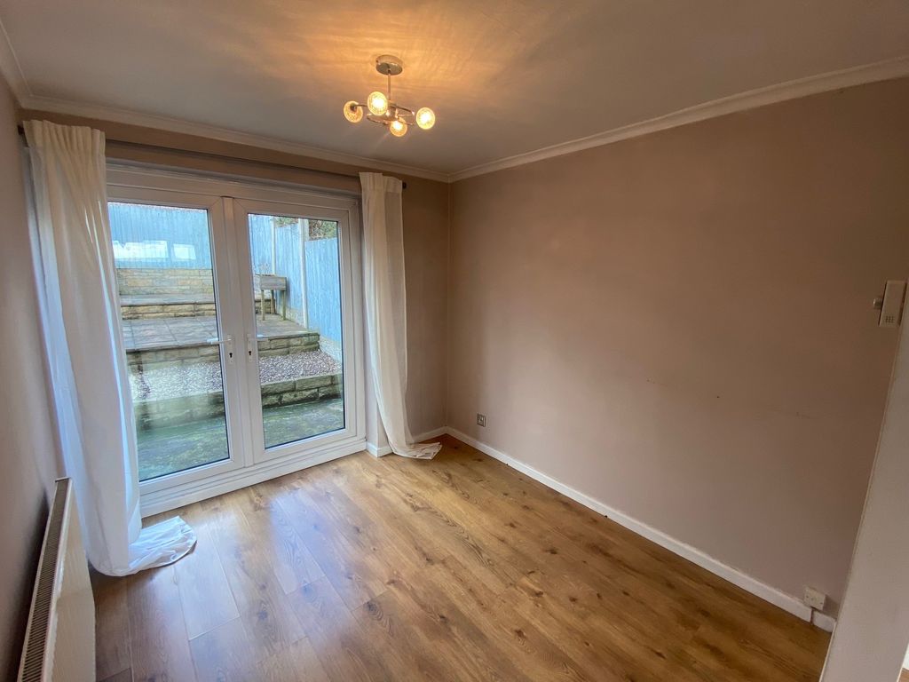 Property photo 2 of 16 Image