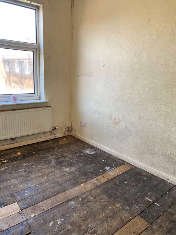 Property photo 3 of 5 Picture No. 01