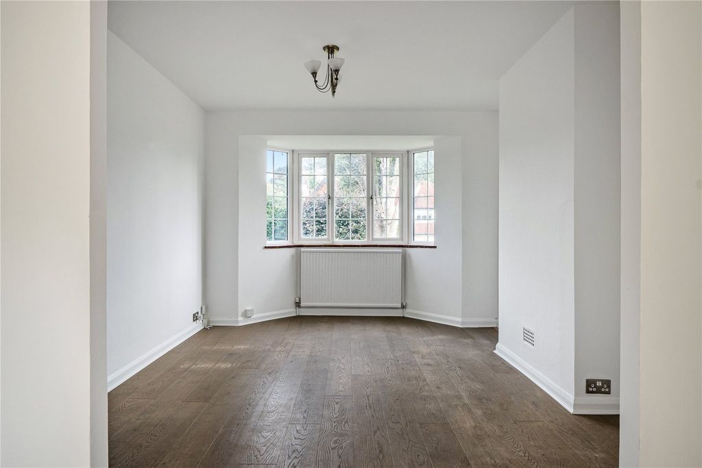 Property photo 3 of 13 Picture No. 06