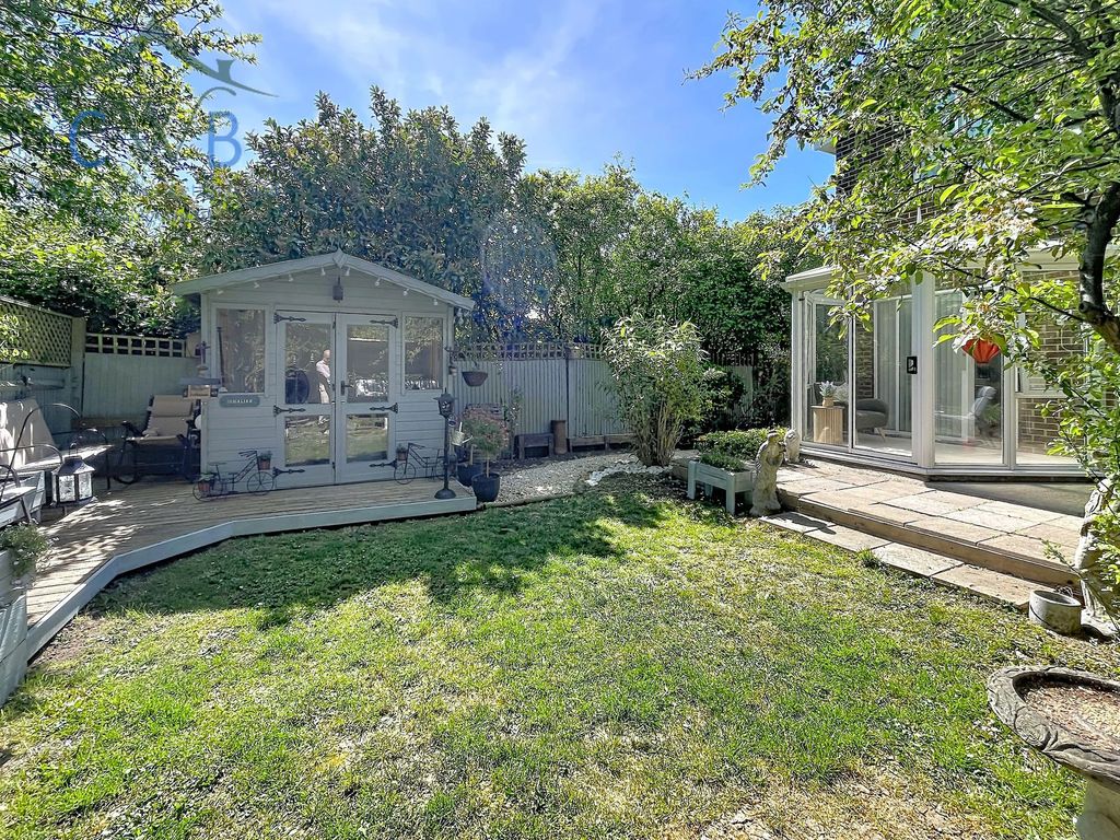 Property photo 1 of 22 Secluded Garden