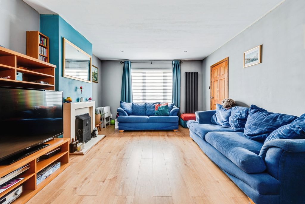 Property photo 1 of 20 Pbox-Img.Jpg