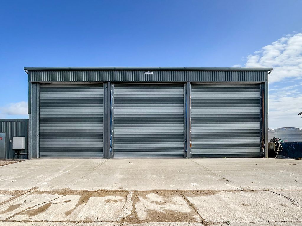 Property photo 1 of 5