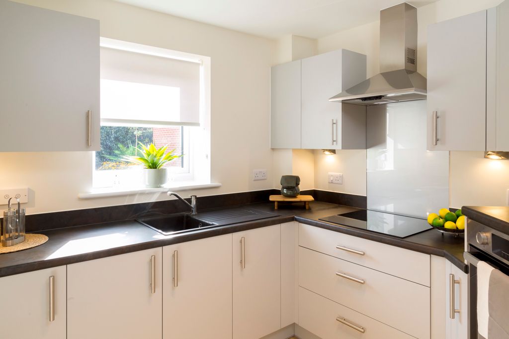 Property photo 1 of 13 Kitchen