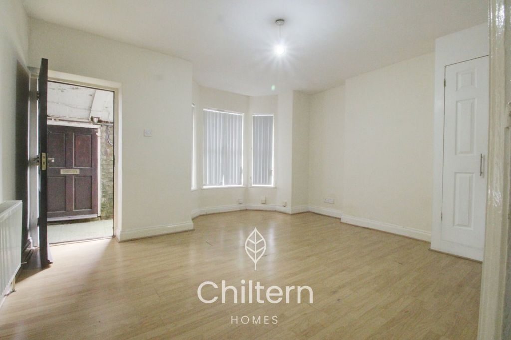 Property photo 2 of 6