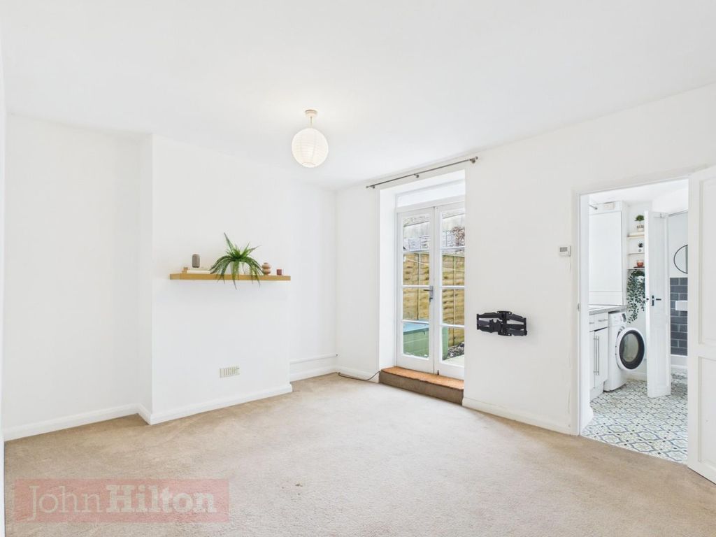 Property photo 2 of 8 Pr0310-Still004.Jpg