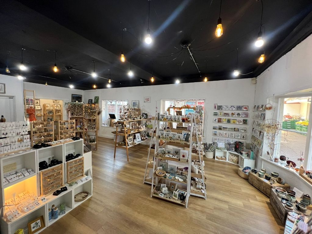 Property photo 2 of 10