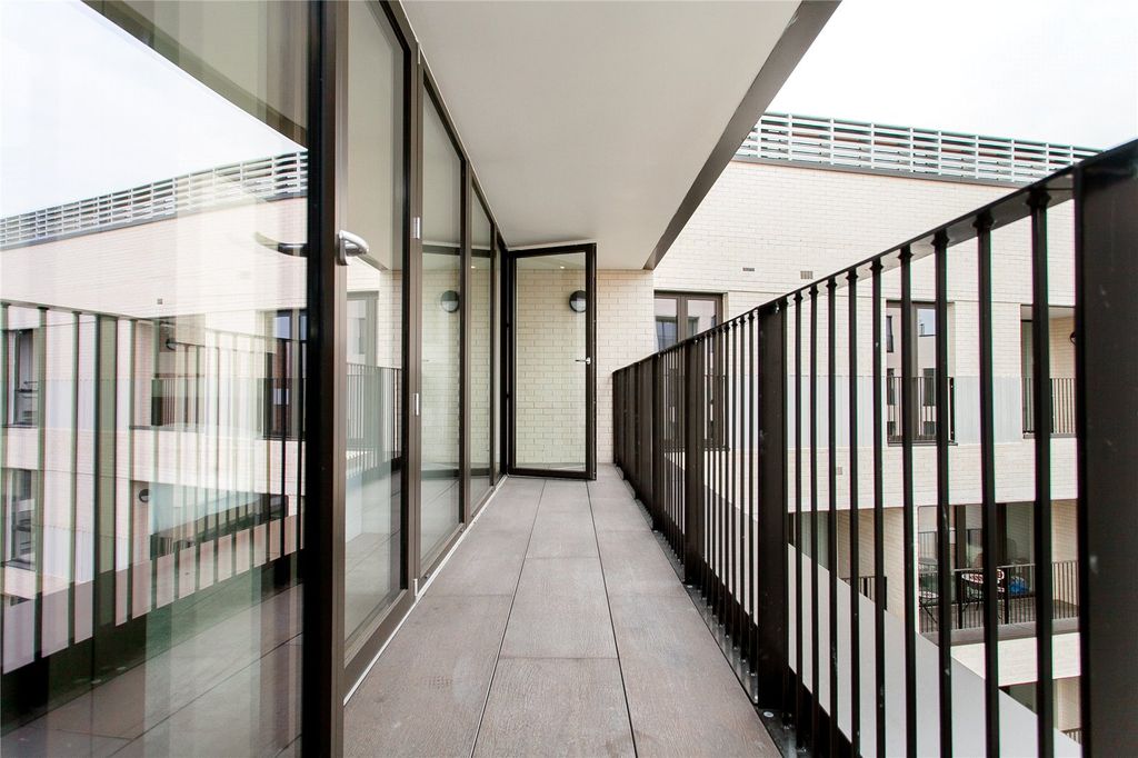 Property photo 2 of 14 Picture No. 45