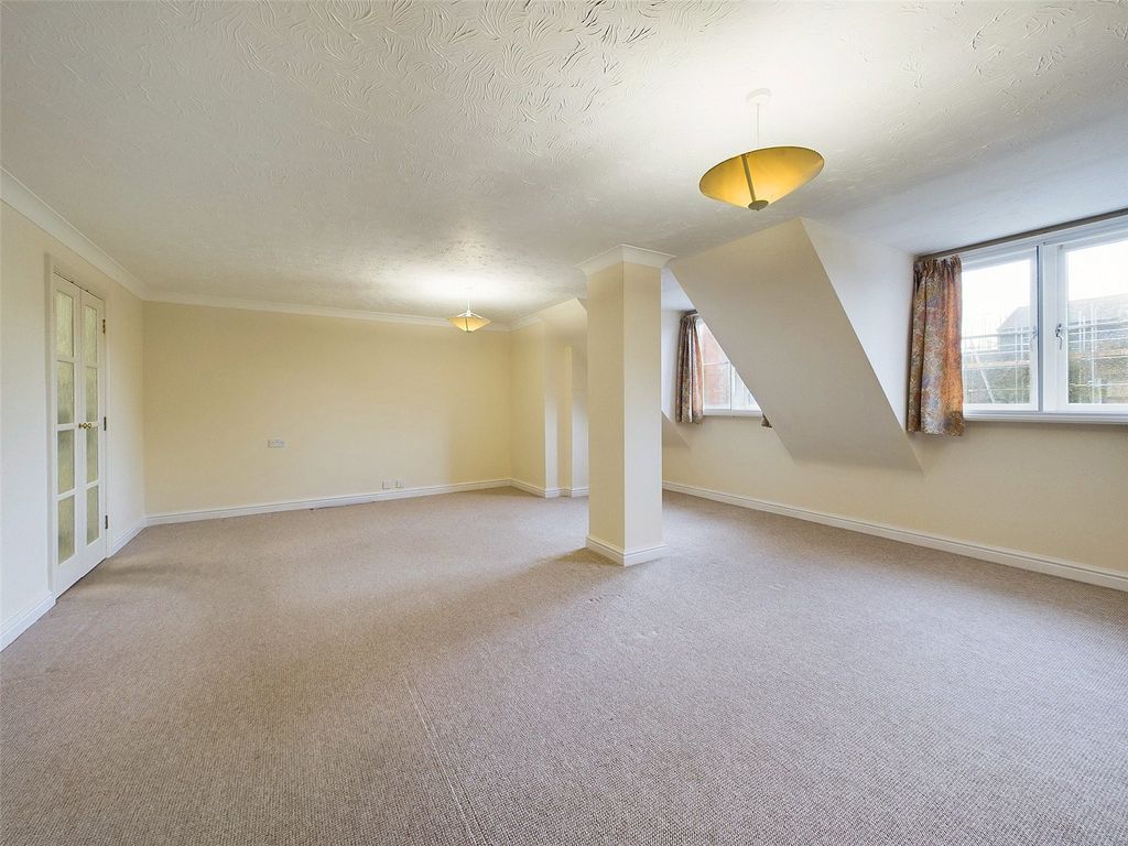 Property photo 3 of 19 Picture No. 07