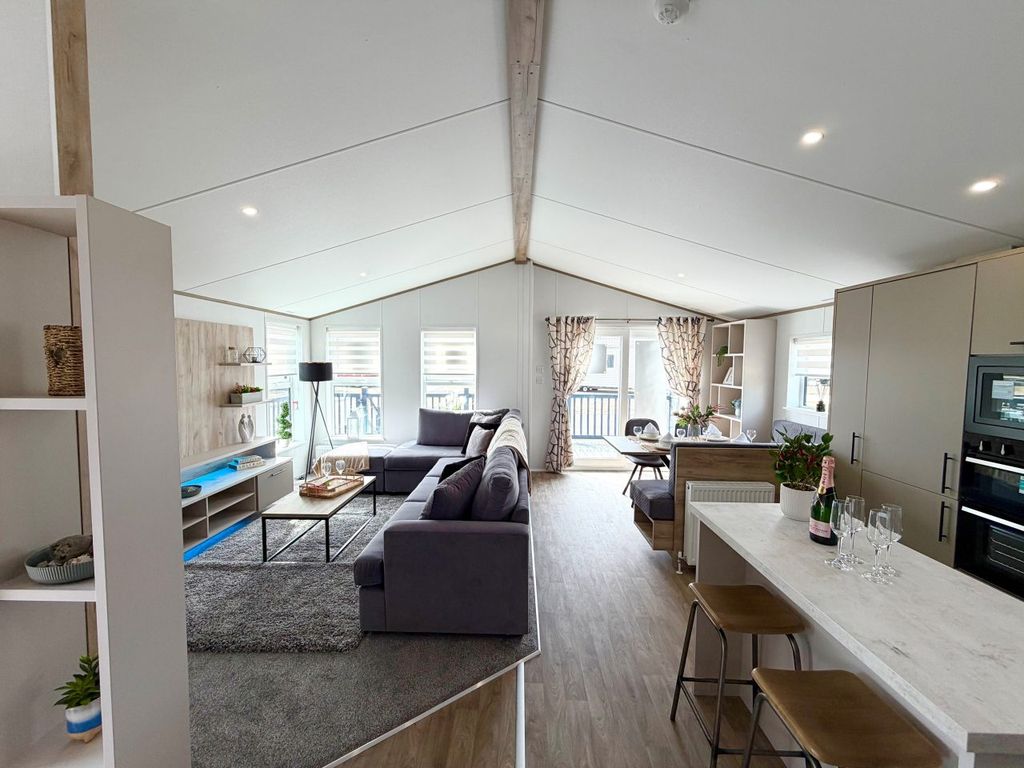 Property photo 1 of 14 Willerby Mapleton 2027 Car0065584 144669245.Jpeg