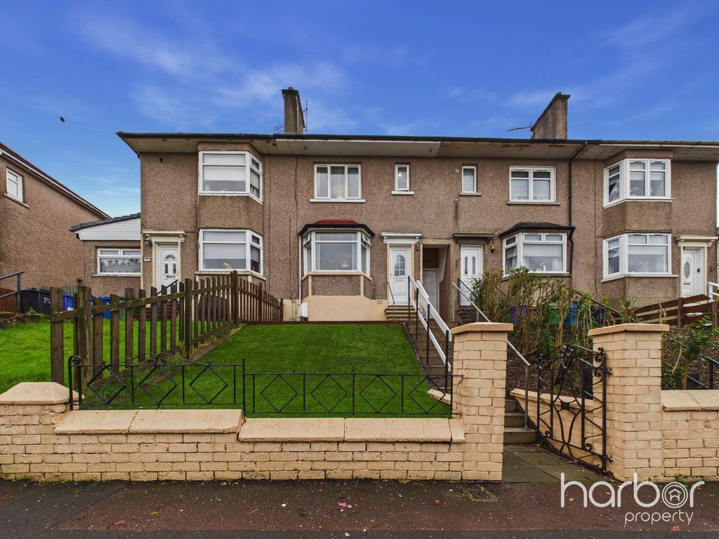Property photo 1 of 16 5530422