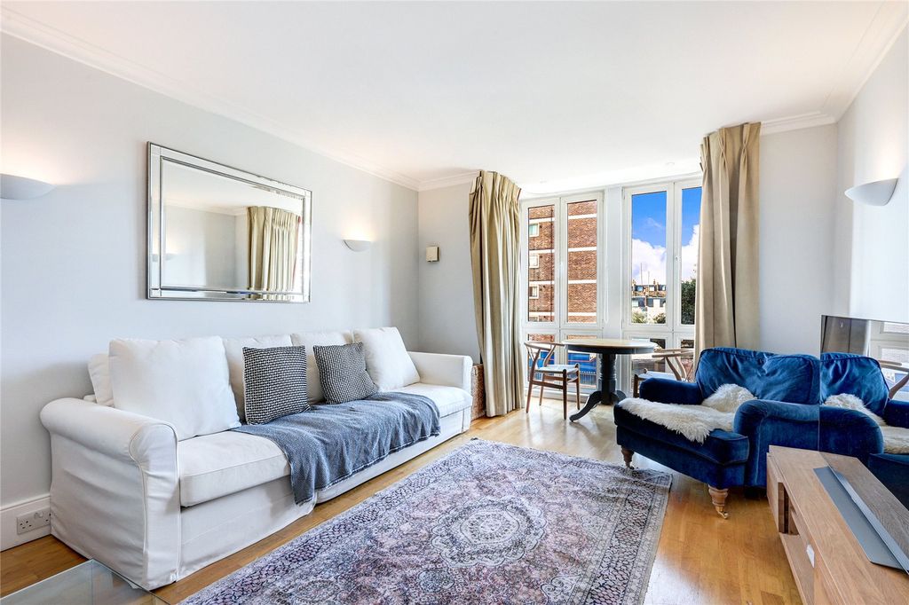 Property photo 2 of 9