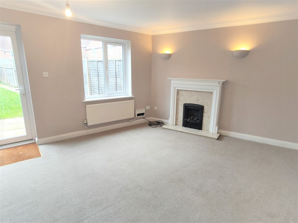 Property photo 2 of 14 Image