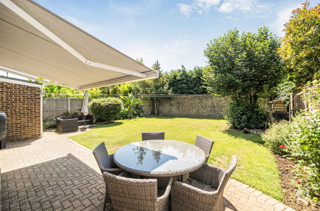Property photo 3 of 24 ce78c080-Af52-49c...