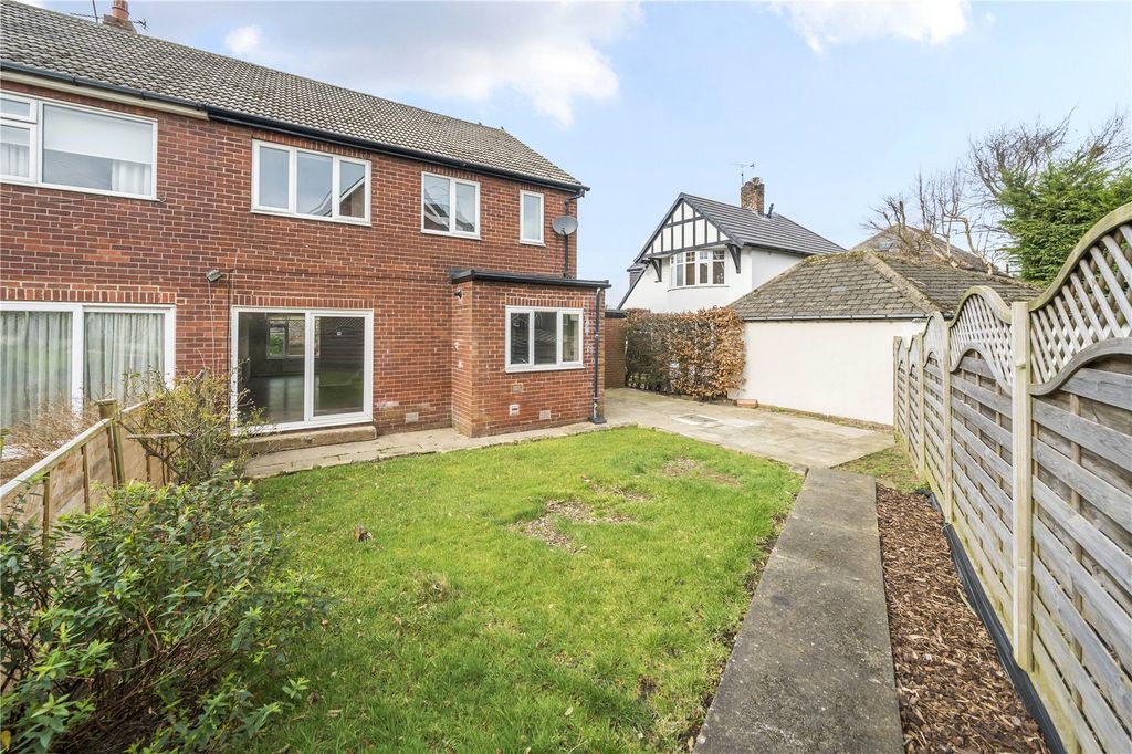 Property photo 3 of 17 Picture No. 29