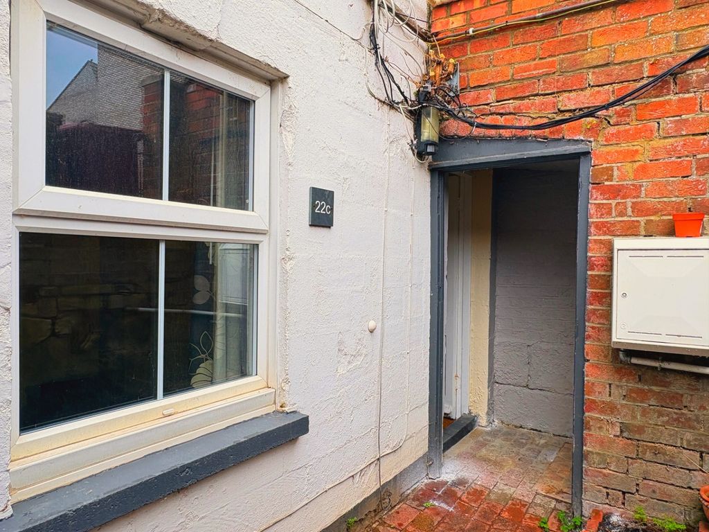 Property photo 2 of 12 5249364