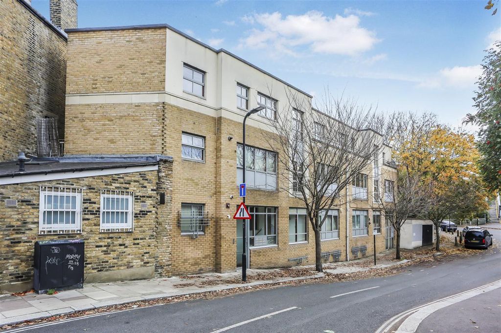 Property photo 1 of 12 Main Picture