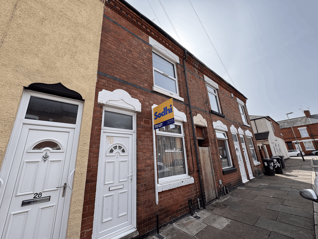 Property photo 1 of 12