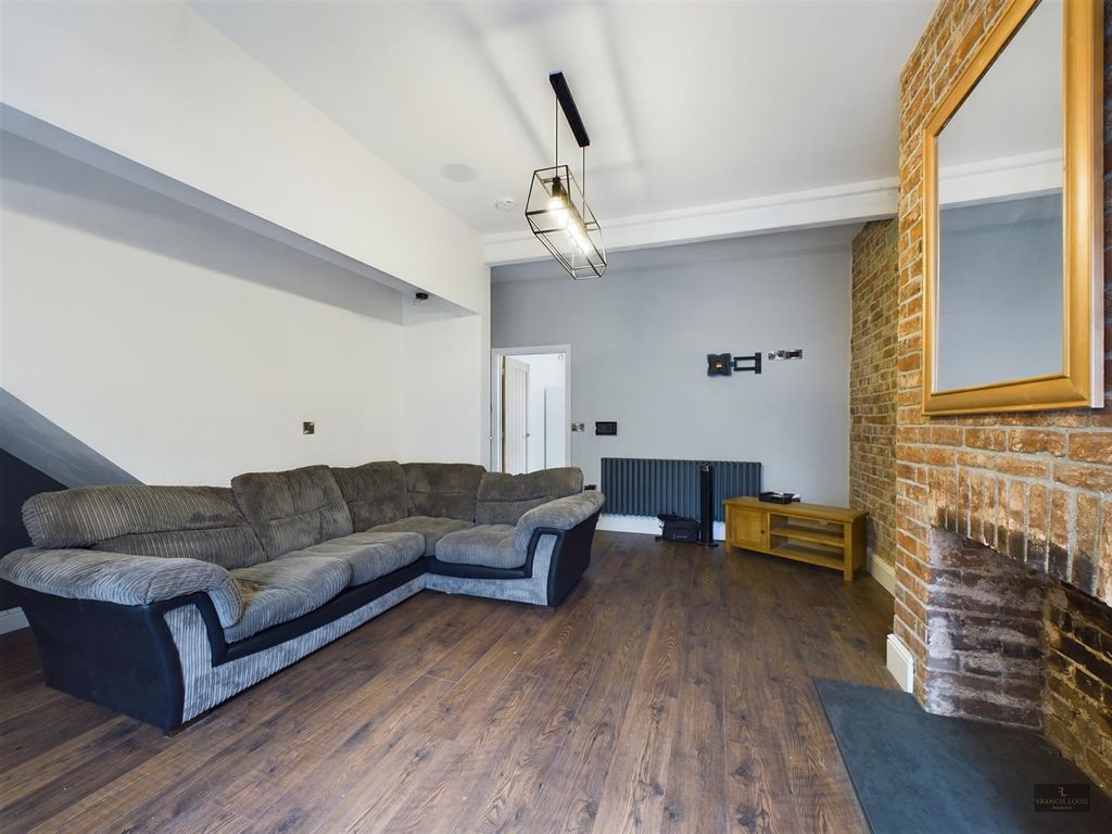 Property photo 3 of 6 Cam02887G0-Pr0023-Still002.Jpg