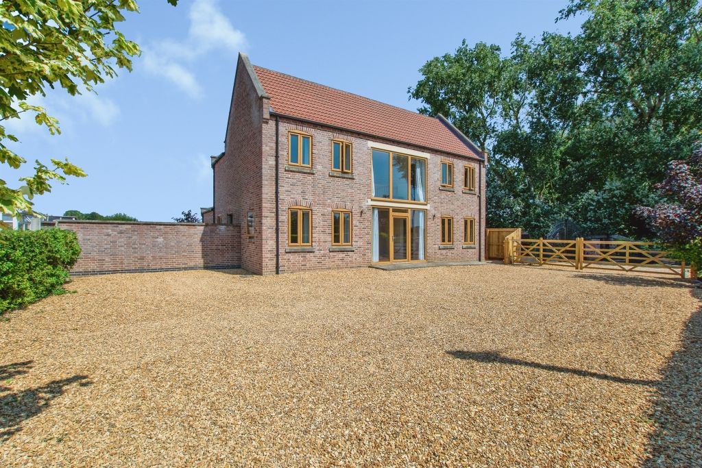 Property photo 1 of 24