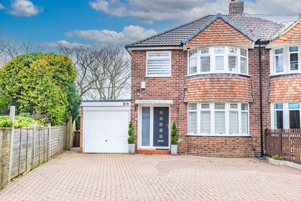 Property photo 1 of 27 Front